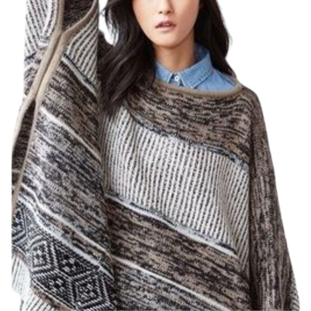 NWT Gap Tribal Stripe Print Wool Blend Pullover Sweater Poncho Cream Brown OS - Picture 10 of 10